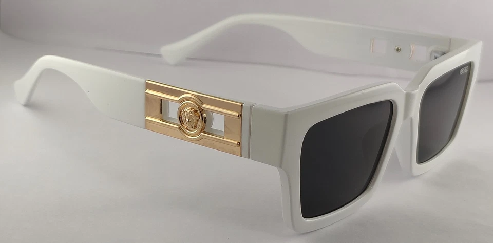 Gafas de sol Versace de lujo | Marco de plástico blanco | Lentes negras 100 % con protección UV Foto 4 de 4