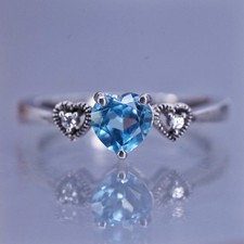 size 7, vintage Sterling Silver 925 Ring engagement TOPAZ ring, heart with cz