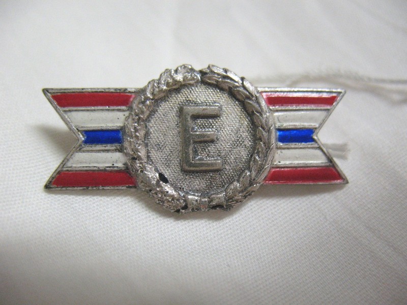 W@W!! WWII US Navy "Big E" for Excellence Unit Award Pin Sterlng Silver   WW2