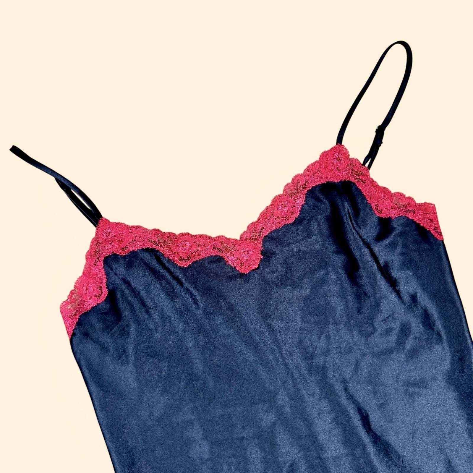 UNDERCOVER Camicia da notte donna vintage Y2K Victoria's Secret mini slip nera con pizzo rosso S