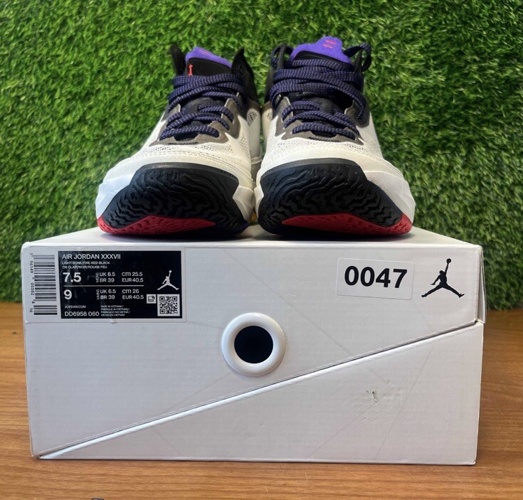 Nike Air Jordan 37 XXXVII Beyond Borders Size 7.5 Sneakers w/ Box