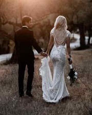 Wedding Dress Sparking Lace V-Neck Appliques Sexy Back Pearls Mermaid Tulle Gown