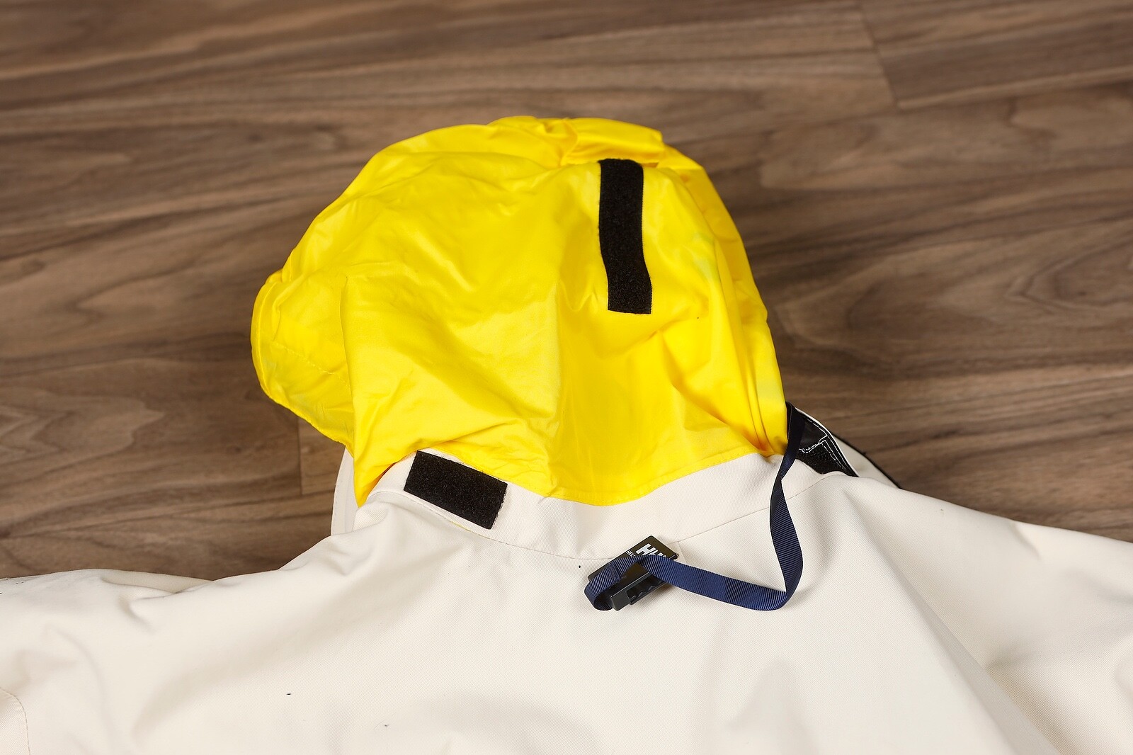 Helly Hansen Helly Tech  Rain Jacket Men Beige / … - image 13