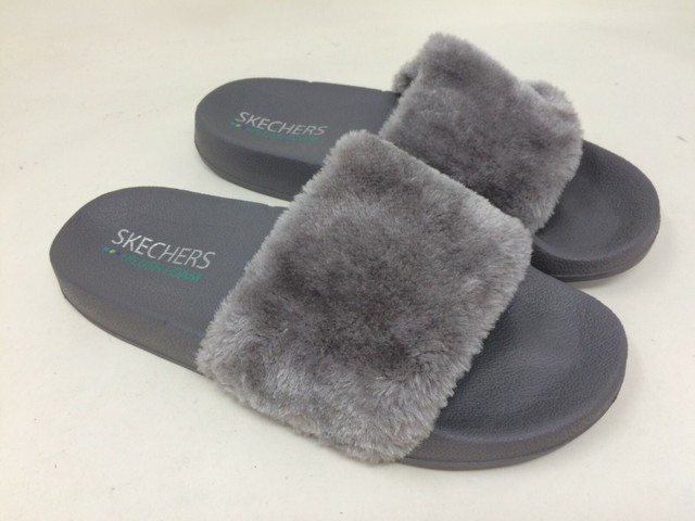 skechers fuzzy slides