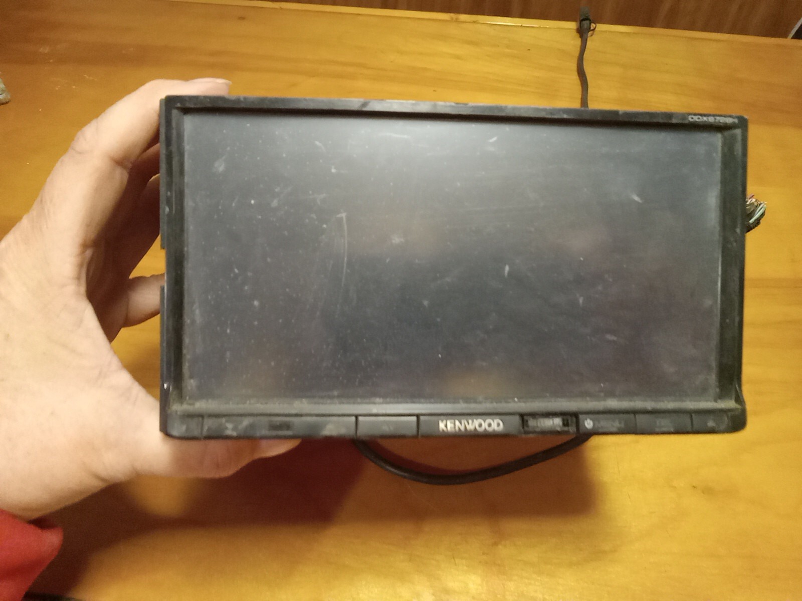 Kenwood 7" Touch Screen CD Player Radio Receiver DDX672BH Missing One