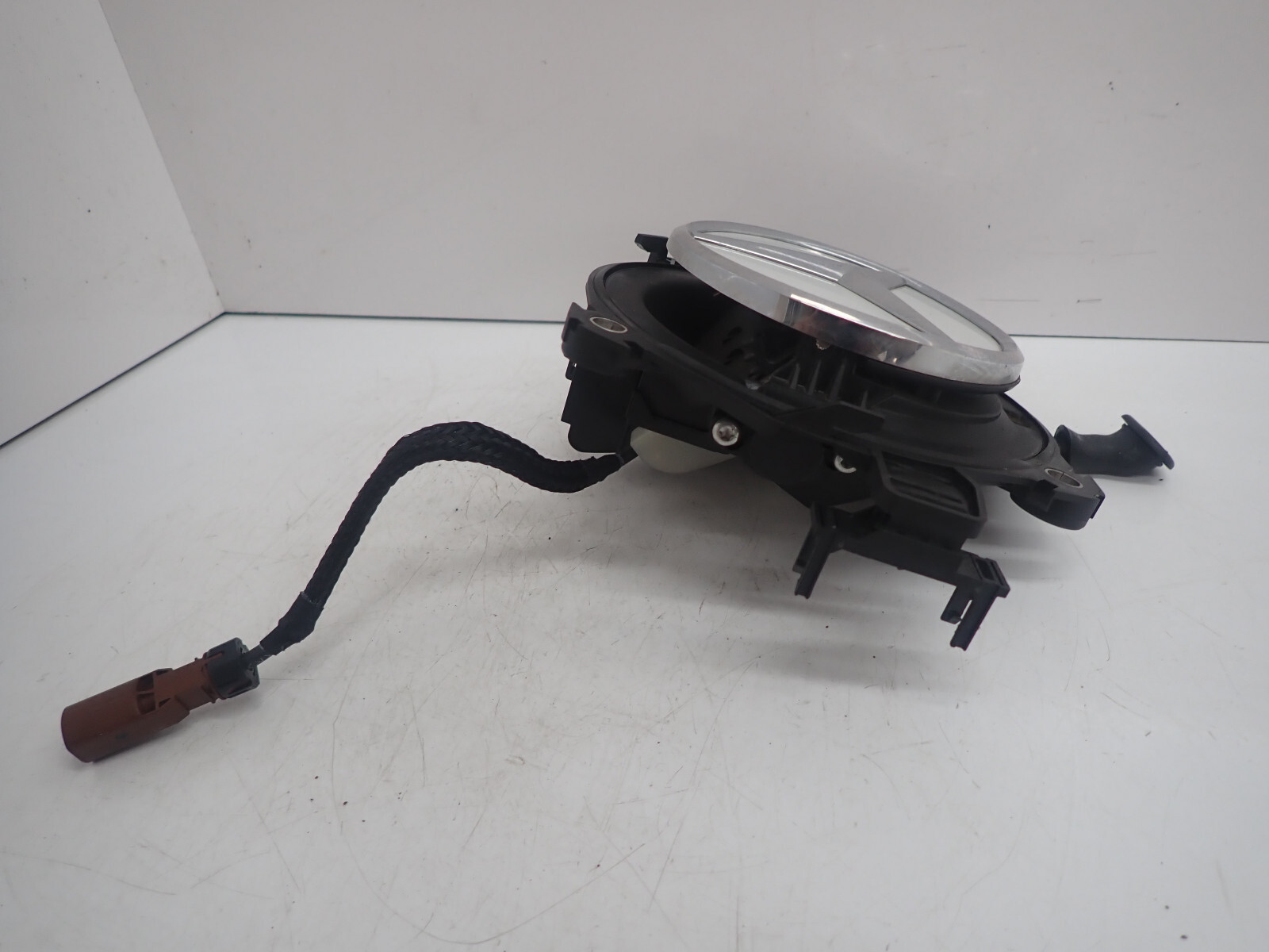 MERCEDES C118 2022 BOOT LID TAILGATE RELASE HANDLE WITHOUT CAMERA 