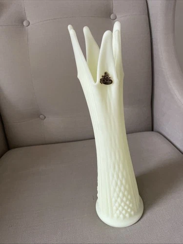 Fenton Custard Uranium Swung Glass Vase Light Green 12.5” Diamond Ribbed Fingers