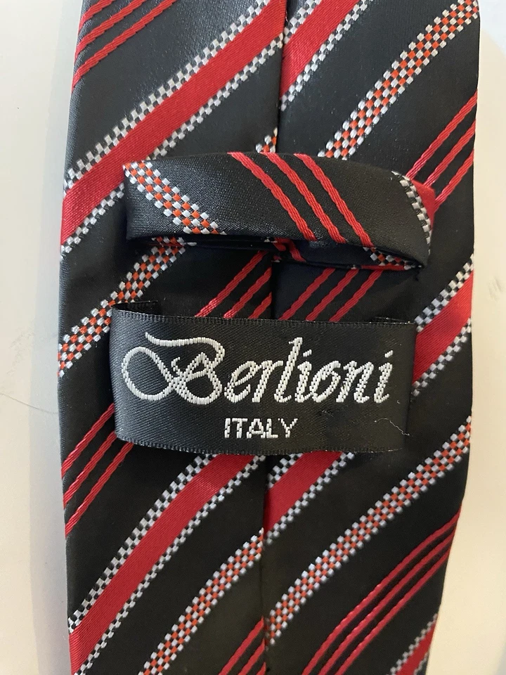 Corbata Berlioni Italia 100 % seda rayas negras y rojas Foto 3 de 4