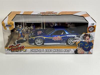 JADA CHUN-LI 1993 マツダRX-7 Chun-Li Street Fighter and 1993 Mazda RX-7 1:24 Scale Jada