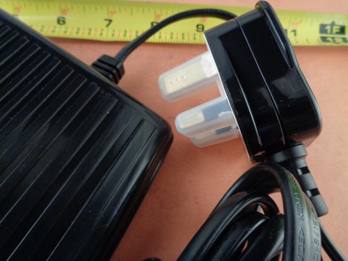 UK-PLUG 220V Foot Speed Control Pedal w/ Cord #979314-031 Singer 248 250 251 252 - Picture 6 of 6