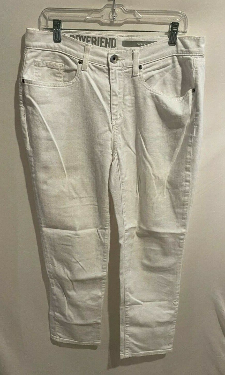 DKNY Soho Boyfriend White Denim Jeans Size 10 Flat Fr… Gem