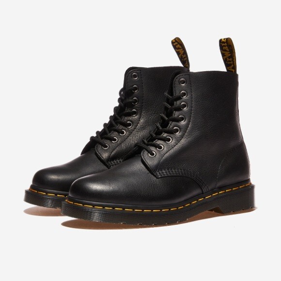 Dr.Martens 1460 - Black / 31981001 / Leather Shoes Expedited