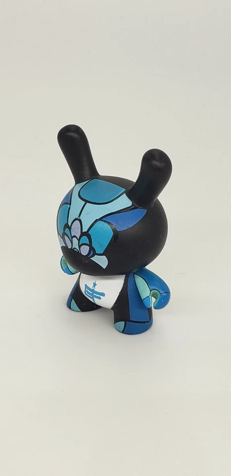 Kidrobot Dunny 2007 Series 4 Untitled By David Flores 3" Vinyl Figure Loose - Image 3 of 4