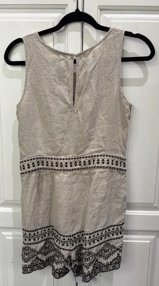 Loft Ann Taylor Women’s Boho Embroidered Romper Size 2P - Image 2 of 3