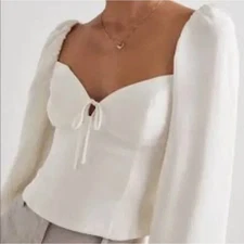 Aritzia | Wilfred Novella Blouse in white Corset Style Cropped Blouson  | Medium