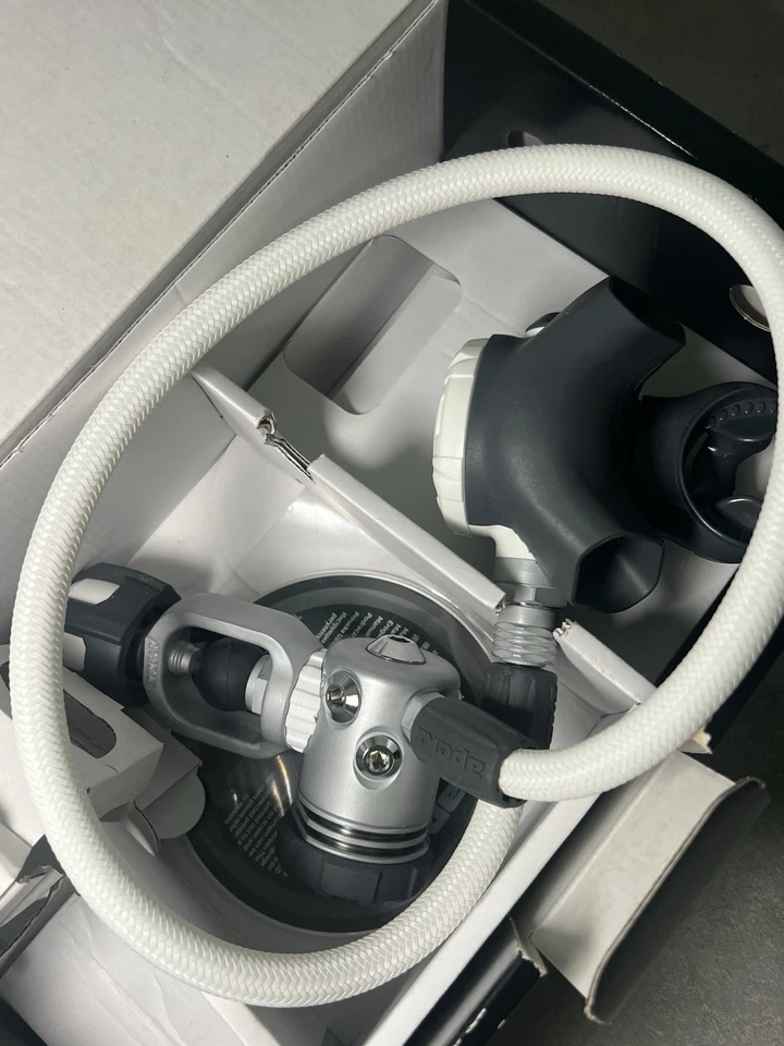 Regulador Apeks XL4+ Blanco Foto 2 de 4