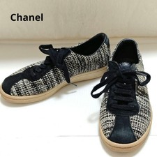 Chanel Coco Mark Logo Tweed Sneakers Black White Size 37/JP 24 147978K Authentic