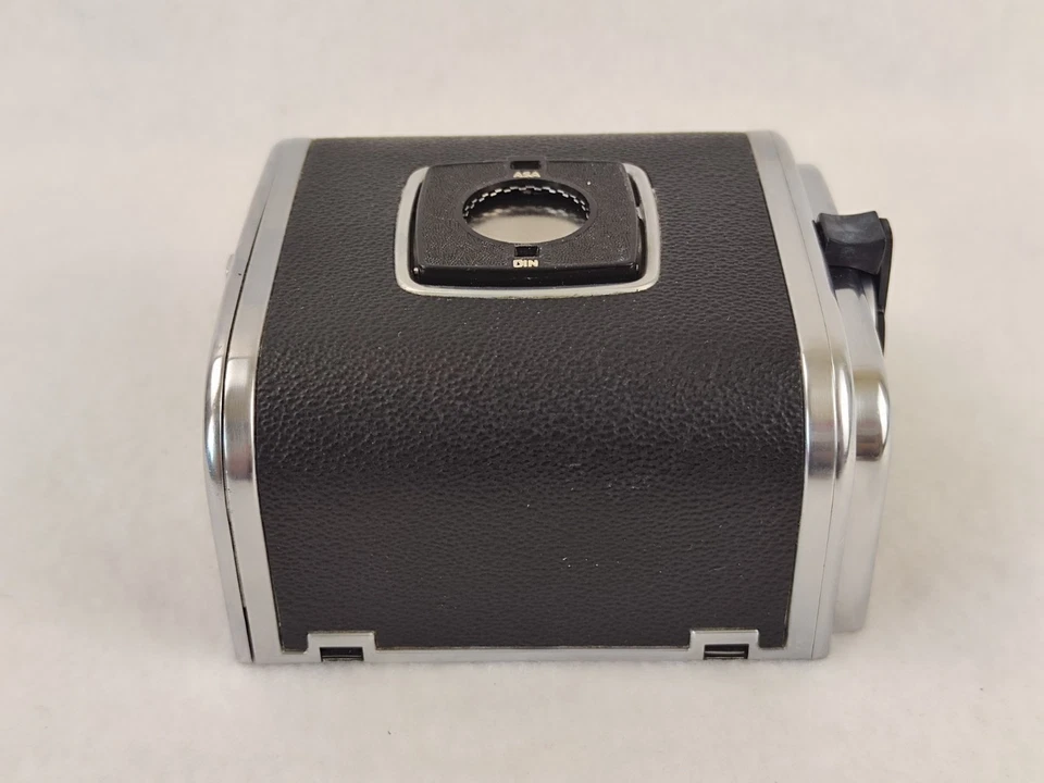 MINT Hasselblad A12 Type II 6x6 120 Film Back Holder Magazine - Image 3 of 4