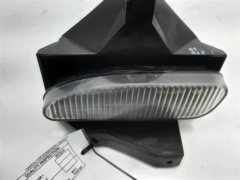 Luz de estacionamiento/esquina izquierda parachoques antiniebla montado 99-04 FORD MUSTANG XR3Z15200BA Foto 2 de 4