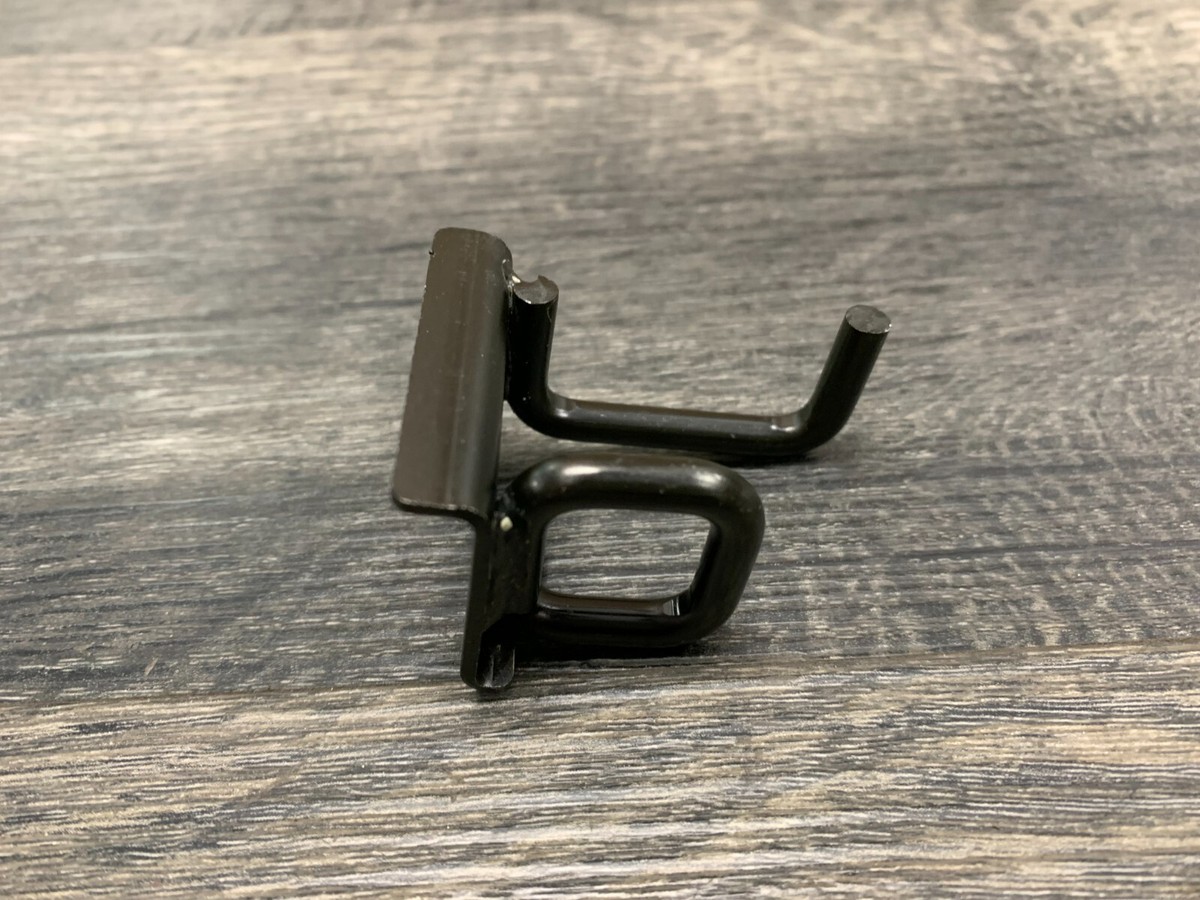 Kawasaki ZX6R ZZR600 Ninja OEM Rear Right Seat Bracket Hook