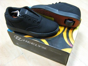 heelys size 3 youth