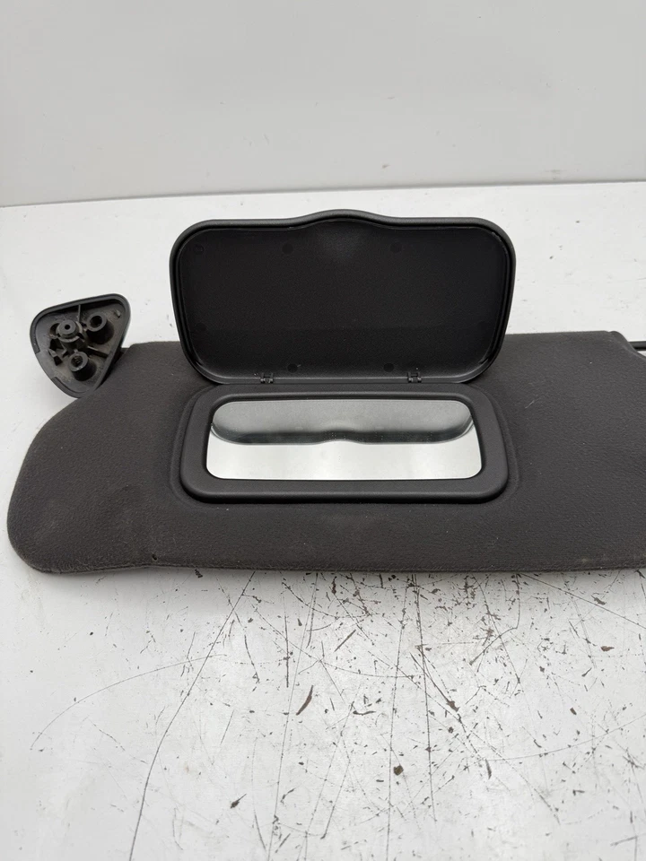 06-11 FORD CROWN VICTORIA OEM DRIVER SIDE SUN VISOR BLACK LH Foto 2 de 4