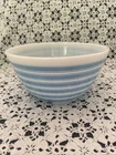 Vintage Pyrex 402 Blue & White Rainbow Stripe 1 1/2 qt Mixing Bowl