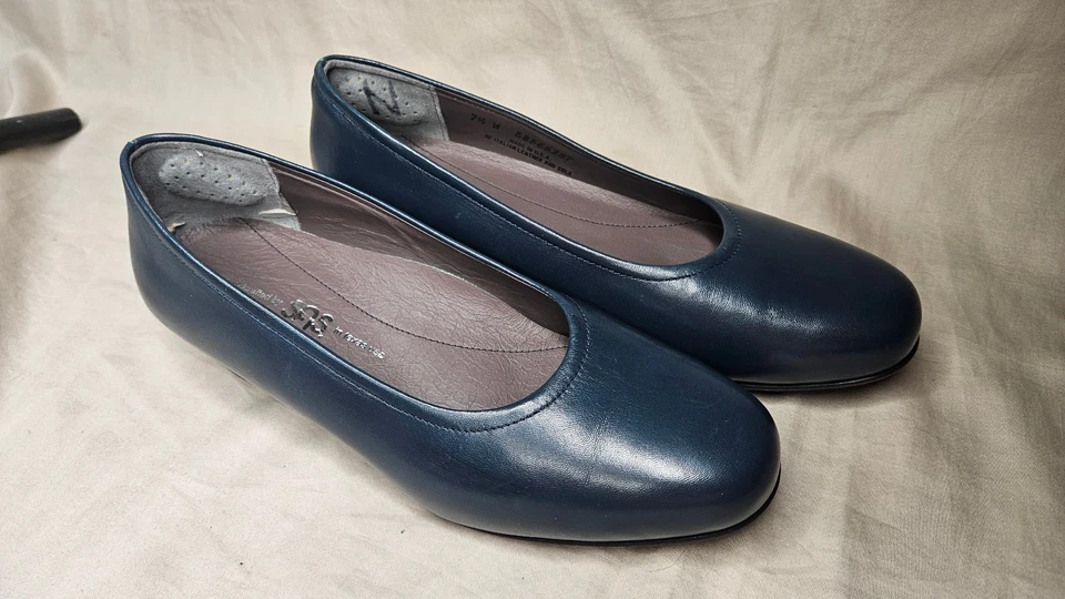 Zapatos de tacón SAS para mujer talla 7,5 W cuero azul sin cordones punta redonda tacón bajo bloque Foto 2 de 4