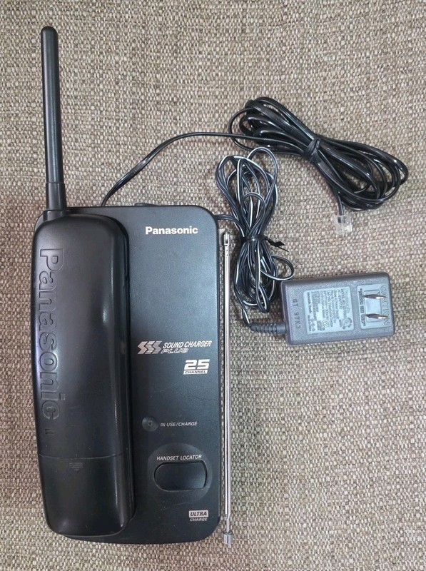 PANASONIC kx-TC165-B 25 Channel Cordless Phone