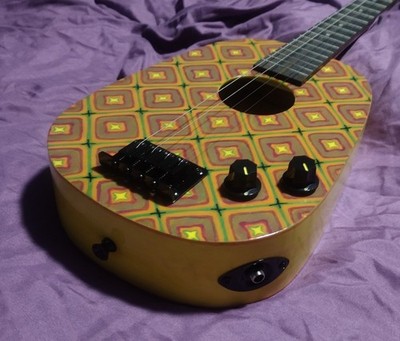 Baritone Ukulele W/Humbucker Pickup
