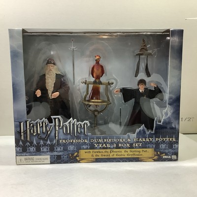 NECA Professor Dumbledore & Harry Potter Year 2 Figure Box Set Fawkes Phoenix
