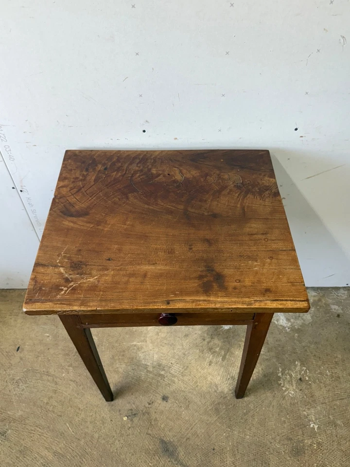 Mesa de noche antigua country Hepplewhite figurada nogal 1800 granja Foto 3 de 4