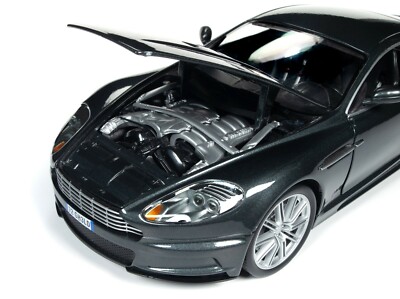 Auto World 1:18 Silver Screen James Bond 007 Quantum Of Solace
