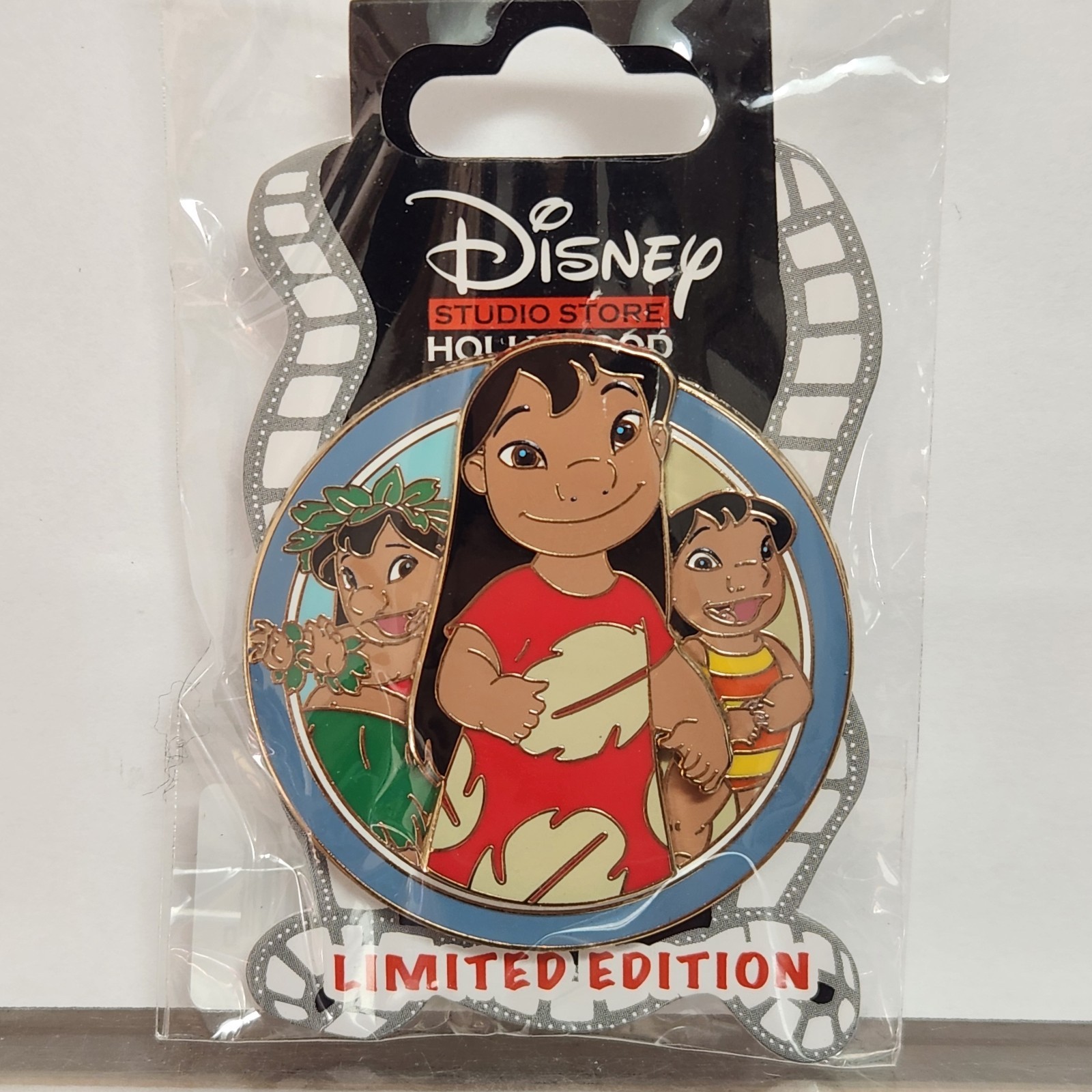 Destination D23 Many Sides Of Me Pin Lilo DSSH