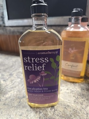 New Bath & Body Works Stress Relief Eucalyptus Tea Body Wash Foam Bath 10 oz