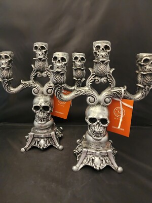 ★マグダ＆アンドリュー ノヴァコフスキー ポーランド メタルアート チェス Pair of Arts & Crafts Tudric pewter and enamel candlesticks by