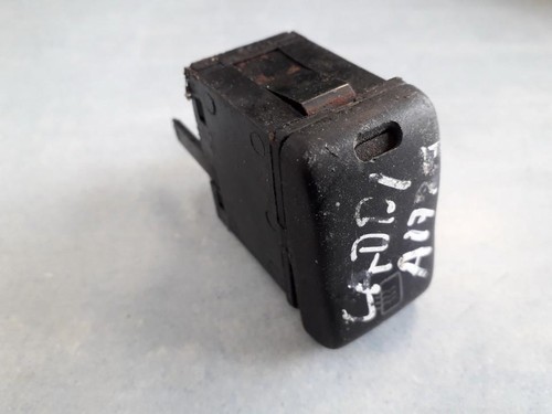 Volkswagen Polo 1996 Power window control (Window Regulator-Window #628317-85