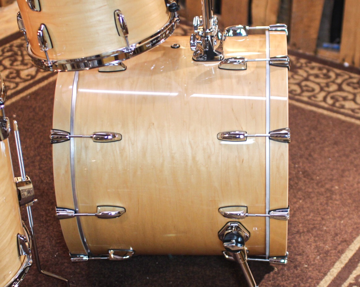 Pearl Professional Maple Natural Maple Lacquer Drum Set - 22,10,12