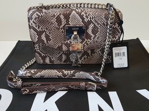 dkny wallet on chain