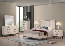 Contemporary 5Pc Queen Bed Dresser Mirror Nightstand Set Beige Wood Finish