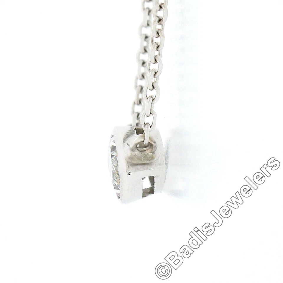 NUEVO 14K Oro .66ct GIA Bisel Marquesa Diamante Solitario Colgante Cadena Ajustable Foto 4 de 4