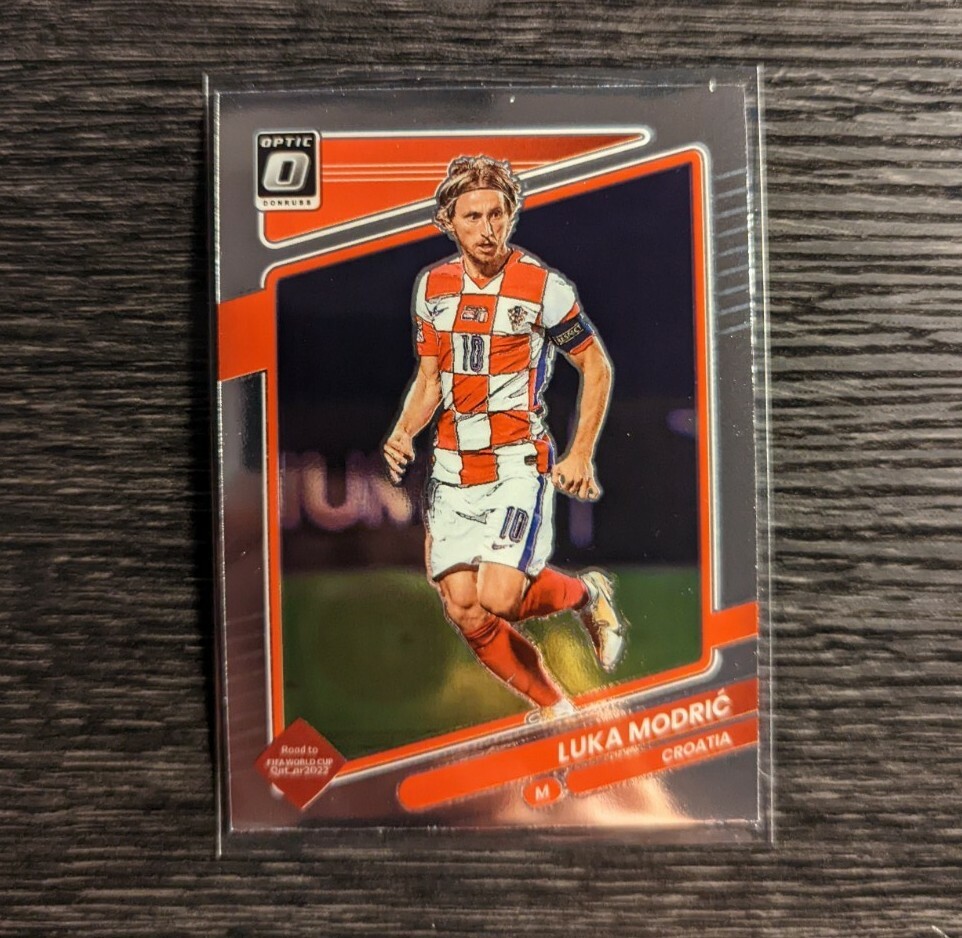 2021-22 Donruss Soccer Luka Modric Silver Optic