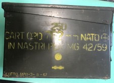 Cassetta porta munizioni esercito italiano anno 1967 Numerosi Accessori In Foto