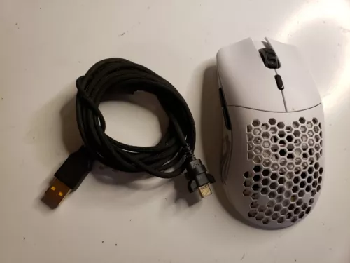Glorious - Model O Wireless Optical Honeycomb RGB Gaming Mouse - Matte White