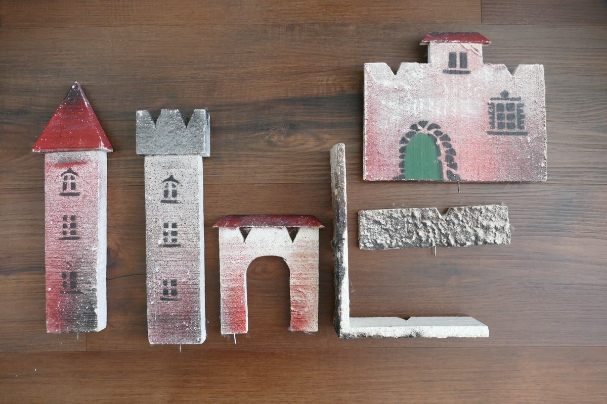 Château En Bois Bon Dufour – Démontable – Décor Pour Figurines Soldats (occasion)