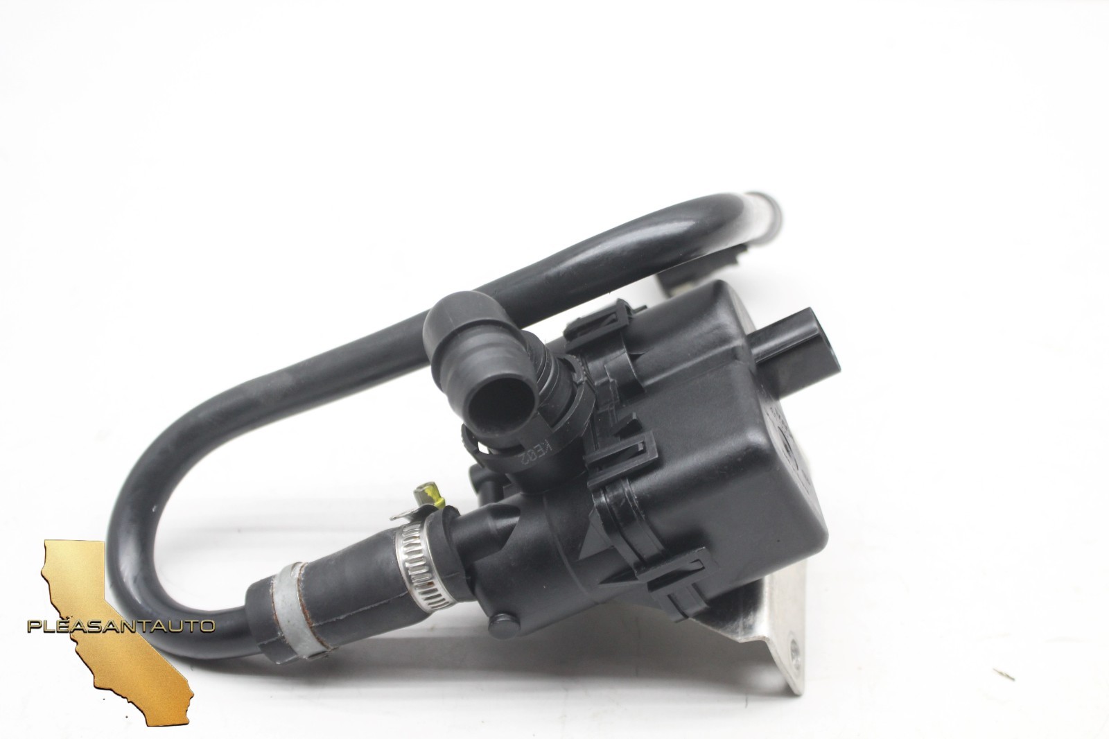 2003 - 2012 Maserati Quattroporte - Leak Detection Pump - Bosch - 0 261 222 010