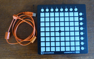 Novation LaunchPad Mini MK2 Grid Controller