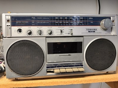 Toshiba RT-805 Boombox Silver Cassette AM/FM Radio Stereo