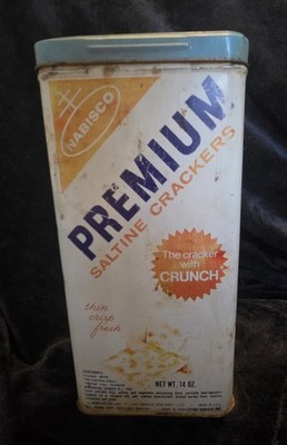 Nabisco Vintage 1969 Premium Saltine Crackers Advertising Tin Canister Blue Lid 