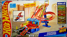 HOT WHEELS CITY ROLLER COASTER RALLY PLAYSET  (MOTORISED) - BNIB Melb